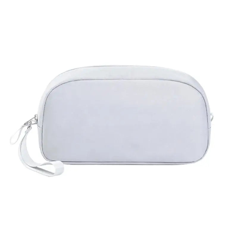 652F Gadget Protects Electronic Devices During Daily Commute and Trip